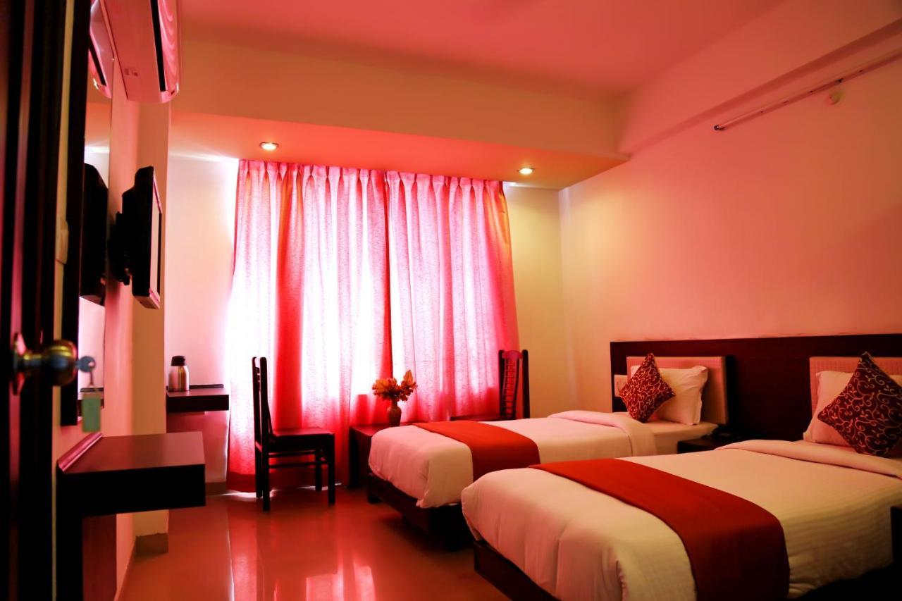 Narayans Leela Inn Udaipur Exteriör bild