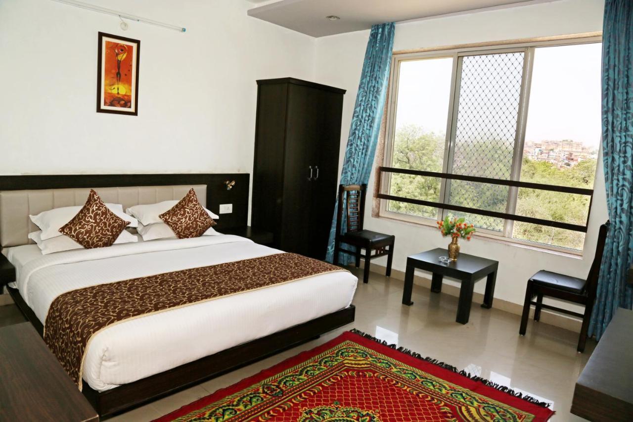 Narayans Leela Inn Udaipur Exteriör bild